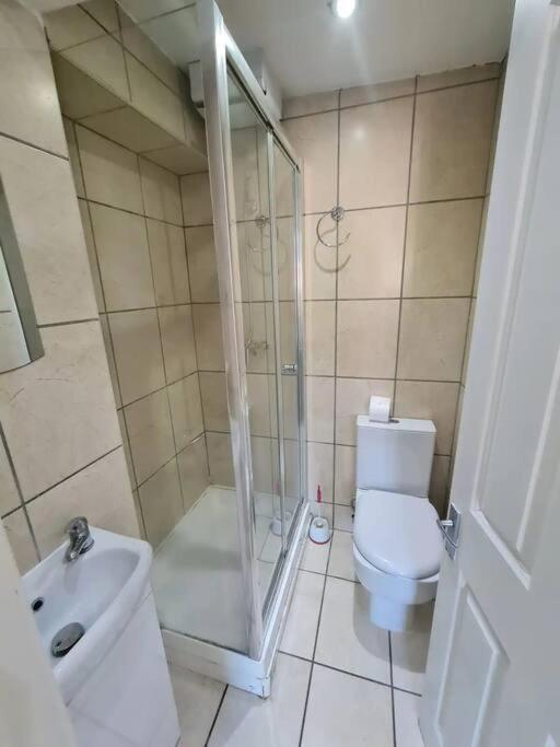 Lovely En-Suite Bedroom London Exterior photo
